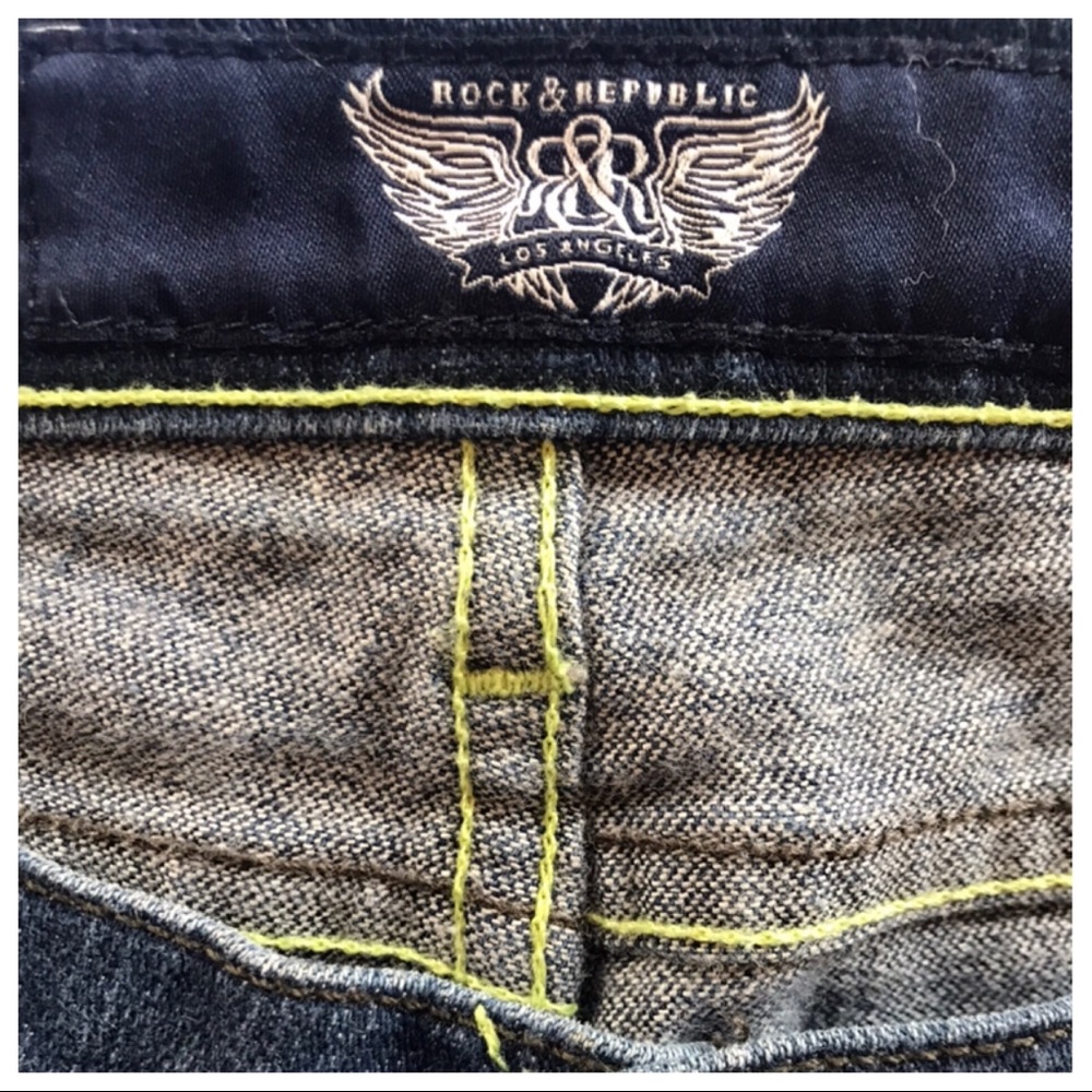 ROCK & REPUBLIC Roth Low Rise Flare Size 27 - Picture 8 of 8